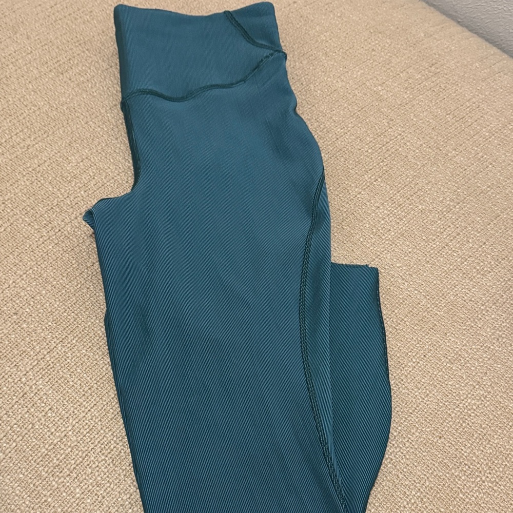 Lululemon Teal Leggings size 8